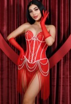 London escort Leonie showing off her gorgeous curvy figure tt