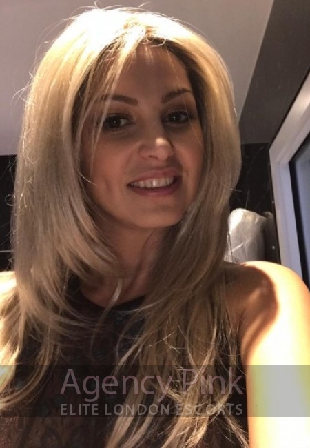 Elegant and elite companion available for hotel appointments in London